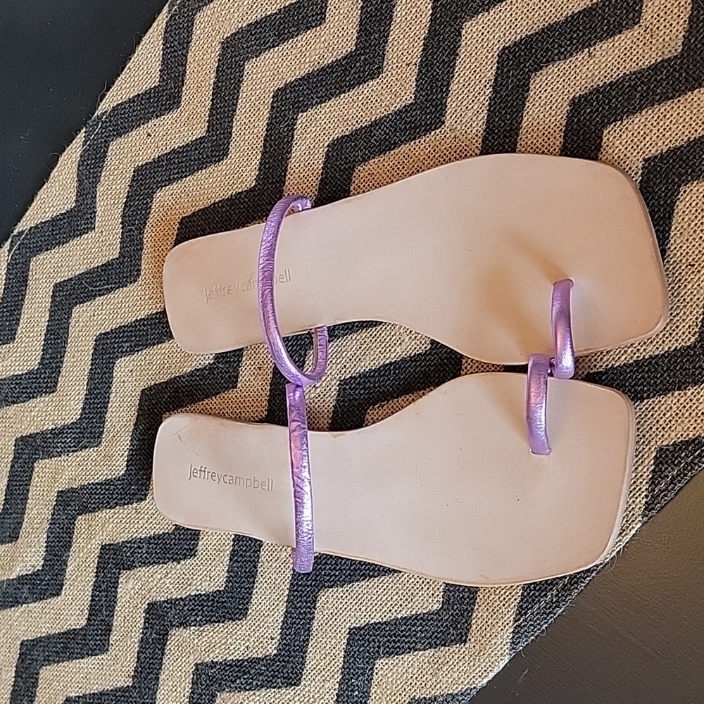 Jeffrey Campbell Darby Leather Toe-Loop Sandals Tan Women's size 8